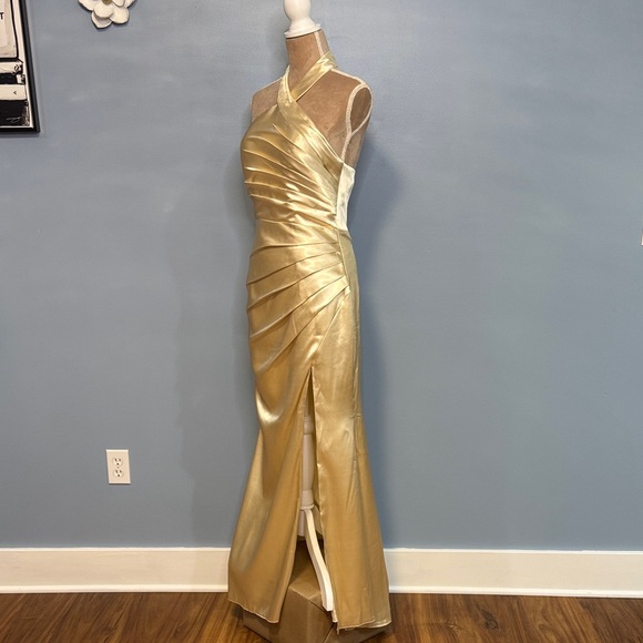Glamorous Gold Satin Maxi Dress Size 6 - Picture 6 of 15